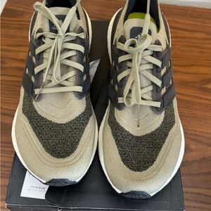 Adidas Men's Khaki and Black Sneakers